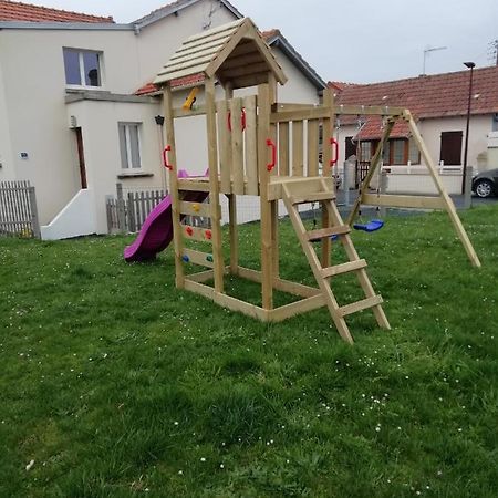 Jolie Maison A 200 M Des Plages Du Debarquement Saint-Aubin-Sur-Mer  Buitenkant foto